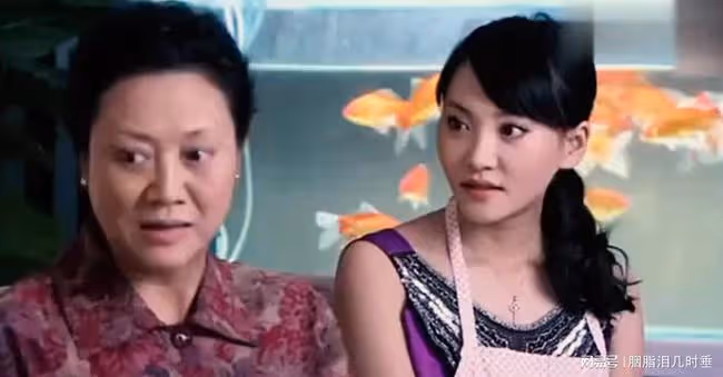 離婚8年,前婆婆來電:復婚吧,取消AA制,回來伺候俺