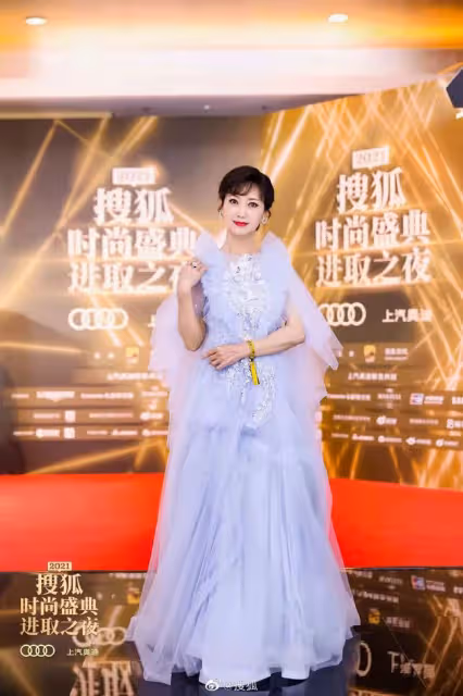 從模特到女神明星，她把自己活成大女主！