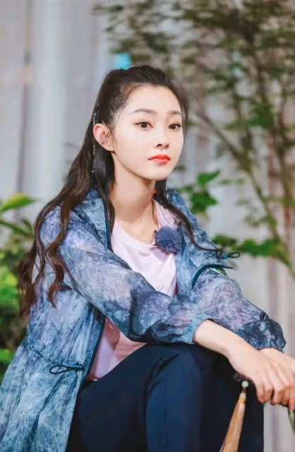 宋軼的十年上位史，萬年女配終成女主角