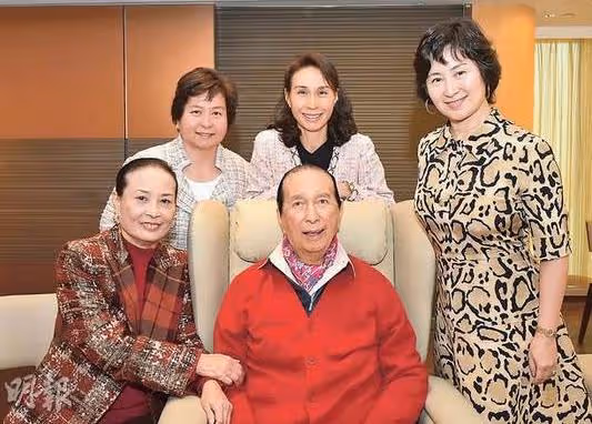 賭王與陳婉珍環遊世界，為何卻不敢去加拿大？陳婉珍心知肚明？