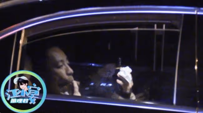 汪小菲否認出軌後，攜與美女一同回家，網友疑扒出女方身份