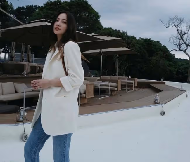 36歲女星宣布懷孕!曾經歷6段失敗感情,嫁億萬富豪後生活幸福