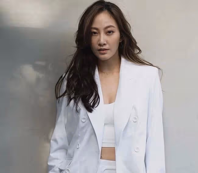 36歲女星宣布懷孕!曾經歷6段失敗感情,嫁億萬富豪後生活幸福