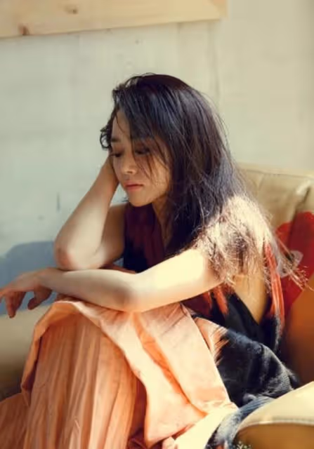 國民妹妹艱難地長大,全過程都要美,文瑾瑩出現的越來越少