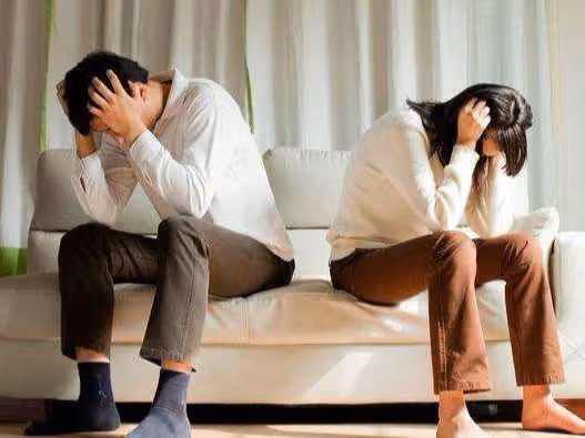 兒子有錢後徹夜不歸,兒媳找婆婆訴苦,婆婆:男人有錢會變壞