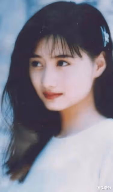 瓊瑤女郎今昔對比，有人仍是女主，有人整容認不出，看誰變化最大