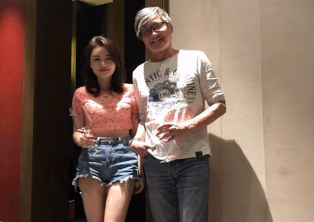 突傳死訊!台灣著名歌手小女兒患疾病離世,已全面停工處理身後事