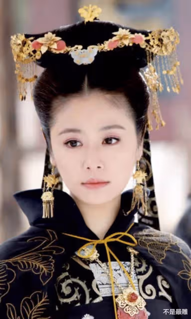 瓊瑤女郎今昔對比，有人仍是女主，有人整容認不出，看誰變化最大
