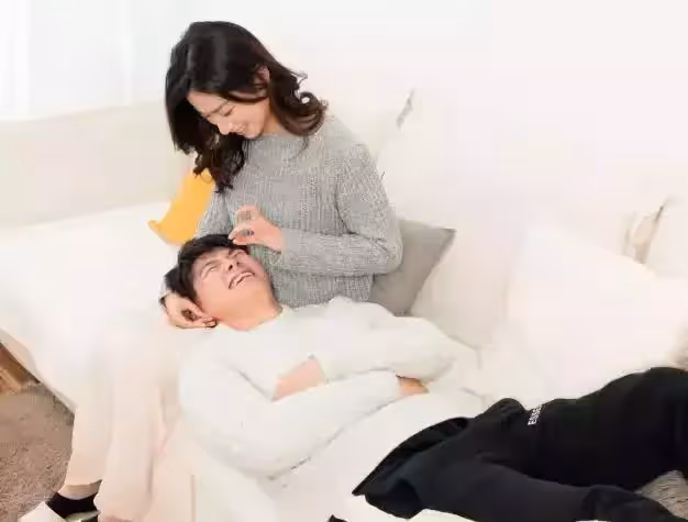 我嫁了個優質二婚男,因一個聊天記錄徹底看清他,我的做法很解氣