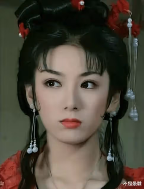 瓊瑤女郎今昔對比，有人仍是女主，有人整容認不出，看誰變化最大