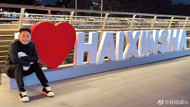 51歲林曉峰獨自過聖誕節,兩個兒子與前妻團聚,大兒子星味足