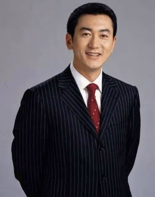 主持人魯健:娶賢妻鄭天亮,婚姻美滿的背後,岳父岳母功不可沒
