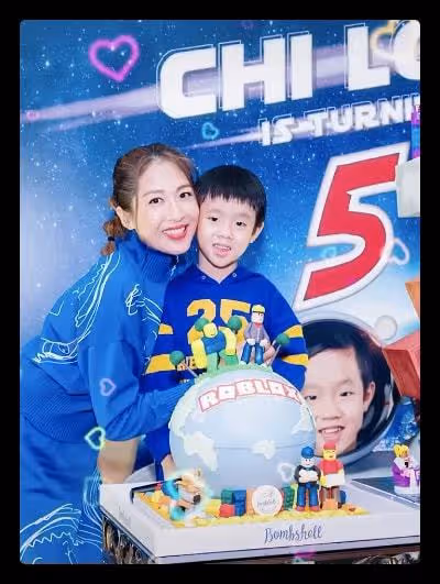 42歲女星為兒子高調慶生,神秘富商老公罕出鏡,被嘲諷太老像父女