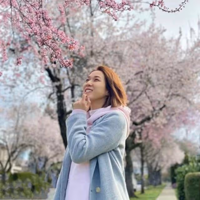 越來越帥!TVB知名花旦與兒子回港過聖誕,近照曝光獲贊基因強大