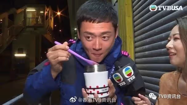 視後大熱林夏薇平安夜吃飯慶祝！張振朗為爭視帝辛苦到哭