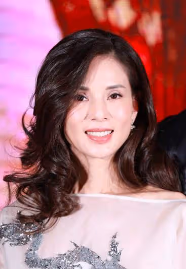 童年李若彤vs劉亦菲，差距真不是一般的大，但上天終歸是公平的