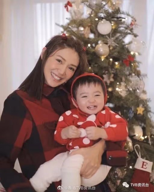 聖誕節快樂︱TVB當紅小生花旦們曬甜蜜
