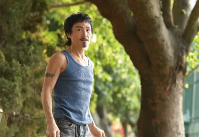 60歲男星將移居國外,稱想給下一代更好的環境!21歲兒子患自閉症
