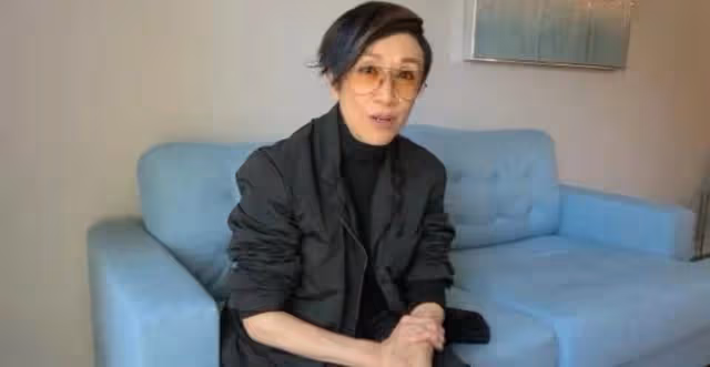 生氣!香港知名女星滯留美國超3周,未能及時回國曝已損失幾十萬
