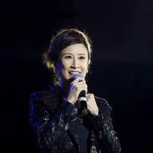 生氣!香港知名女星滯留美國超3周,未能及時回國曝已損失幾十萬