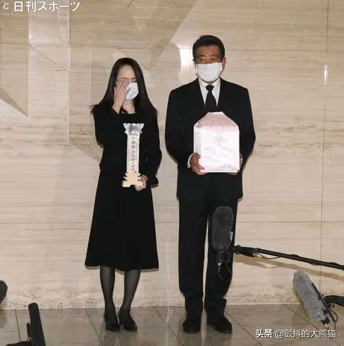 松田聖子 那天一晚也沒睡就陪在沙也加身邊 白髮人送黑髮人的痛