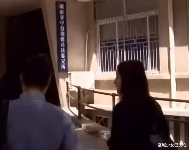 父親懷疑女兒並非親生,十年去醫院鑑定三次,醫生:去看精神科吧