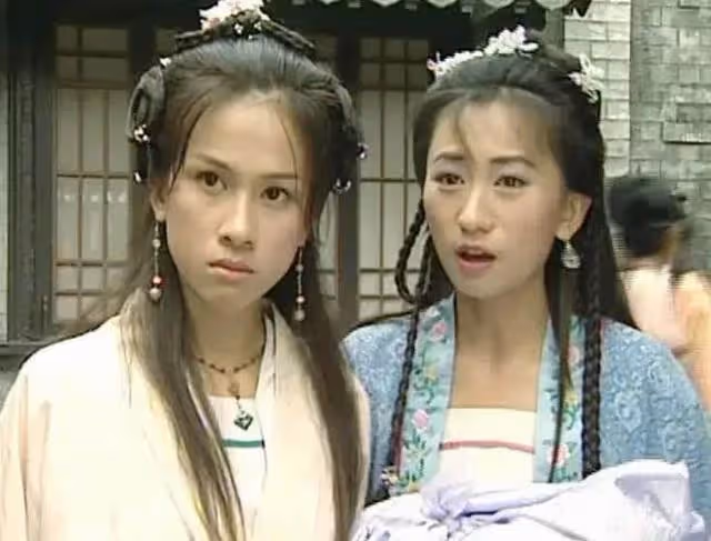 TVB前花旦曬一家三口合照,富商老公罕見出鏡,九歲女兒成焦點