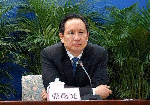 她長相艷美是文工團女高音,卻貪慕虛榮甘願當情婦,下場令人惋惜