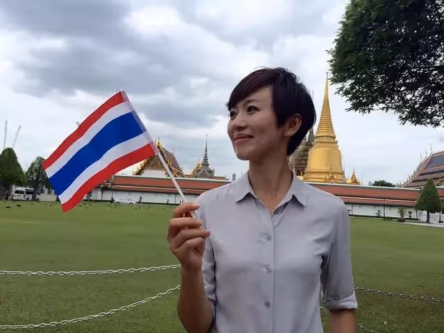 美女主持人歐陽夏丹的「謎」:為了母親離開央視,究竟值不值得?