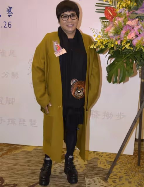 抗癌成功2年!60歲老戲骨自曝肩膀長腫瘤,已4度入院做切除手術