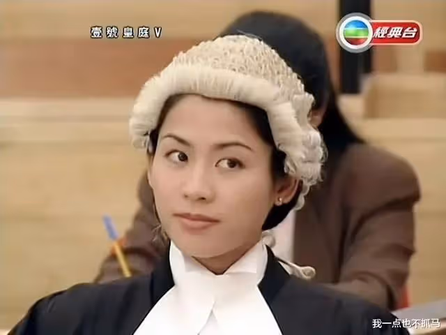 無論事業還是感情,宣萱她才是那個書寫故事的人