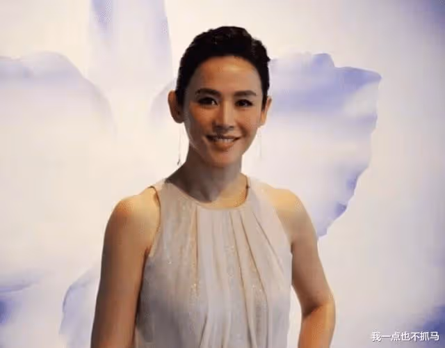 無論事業還是感情，宣萱她才是那個書寫故事的人