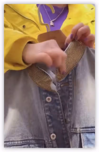 王力宏網店正常經營,主播曬高價演出服惹爭議,賣力帶貨不受影響