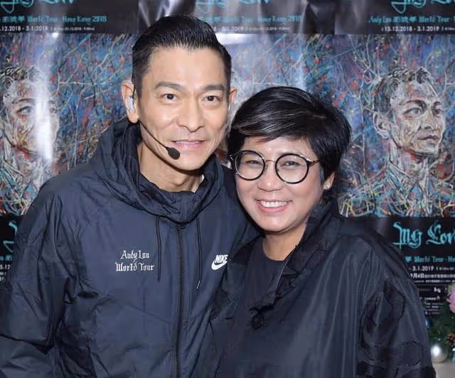香港著名歌手已接受第4次腫瘤切除手術，未婚產女當單親媽媽多年