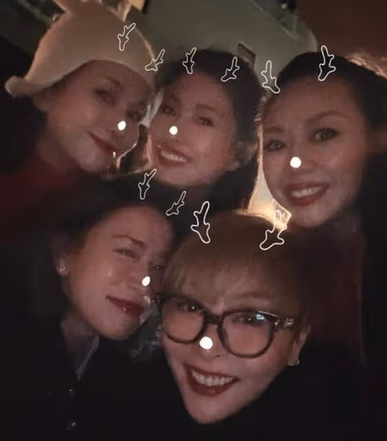 疑打算出席頒獎禮!前TVB視後回港曬與曾志偉合照,二人私交甚篤