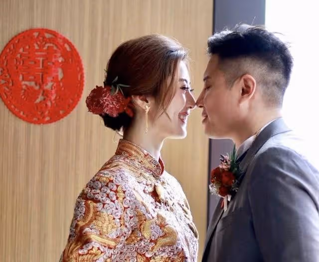 恭喜!TVB人氣女星曬照宣布結婚,丈夫年輕帥氣並非中年胖叔叔