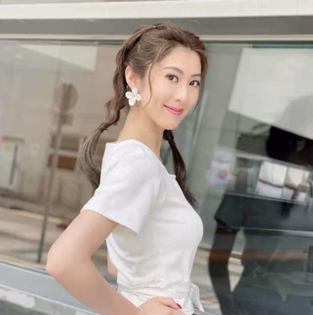 恭喜!TVB人氣女星曬照宣布結婚,丈夫年輕帥氣並非中年胖叔叔