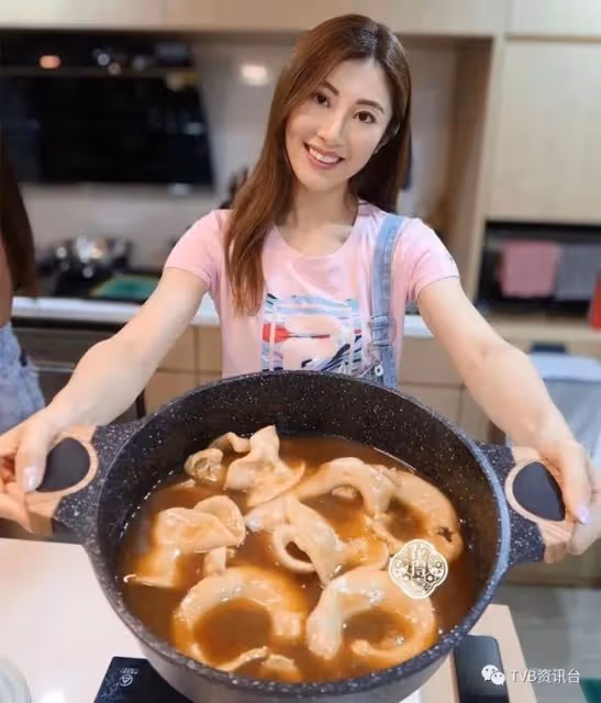 恭喜恭喜!TVB美女秘書宣布嫁人喇