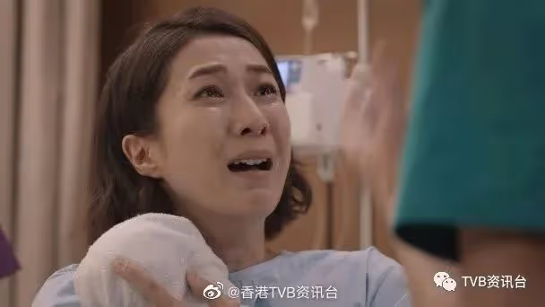 留港等著拿大獎?鍾嘉欣獲封TVB民選視後