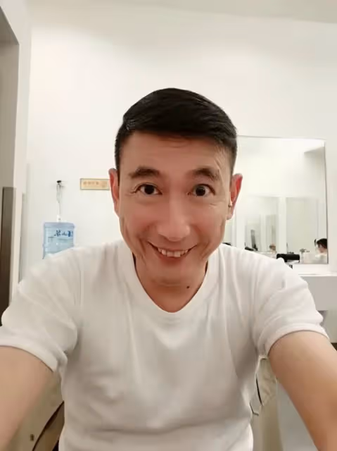 54歲相聲演員第5次酒駕被捕!深夜撞車驚險畫面曝光,遭眾星怒批