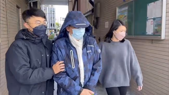 54歲相聲演員第5次酒駕被捕!深夜撞車驚險畫面曝光,遭眾星怒批