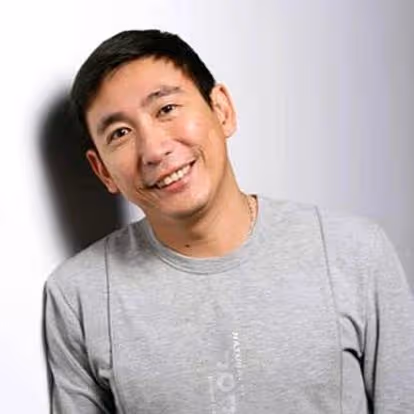 54歲相聲演員第5次酒駕被捕!深夜撞車驚險畫面曝光,遭眾星怒批
