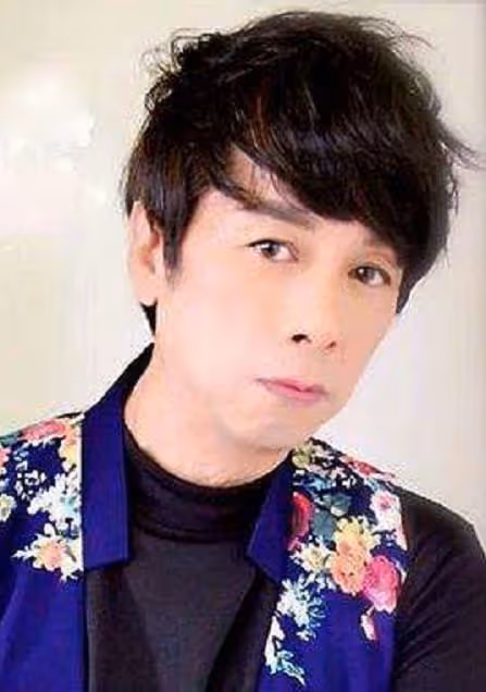 54歲相聲演員第5次酒駕被捕!深夜撞車驚險畫面曝光,遭眾星怒批