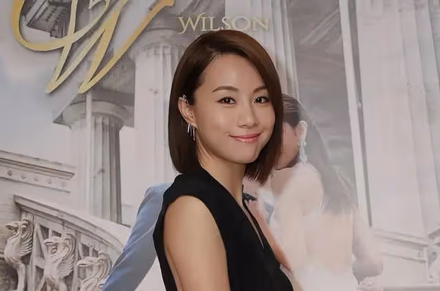 恭喜!TVB前女星喪夫三個月迎來新戀情,與新歡男友當街親吻