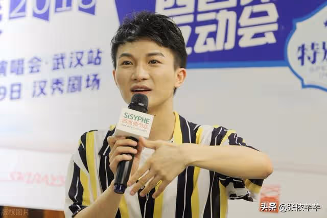 周深：被罵「不男不女」背後的「秘密」與辛酸