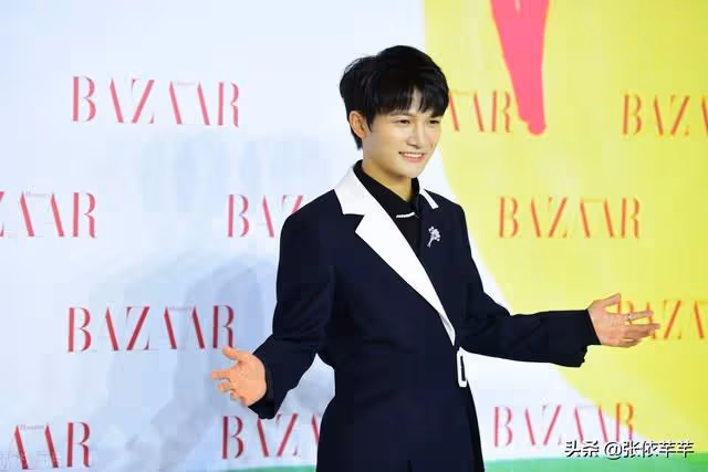 周深：被罵「不男不女」背後的「秘密」與辛酸