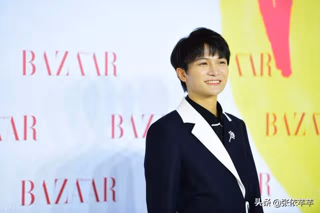 周深:被罵「不男不女」背後的「秘密」與辛酸