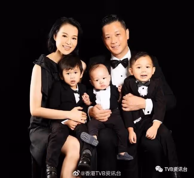 胡杏兒老公曬溫馨照賀「鐵婚」!黃宗澤吳卓羲發表愛的宣言
