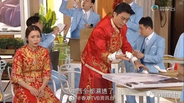 眼神有愛!TVB熒幕情侶夜景婚照曝光
