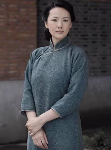 陪陳道明8年不求名分,擁有2億身家,轉身嫁給王菲初戀成人生贏家